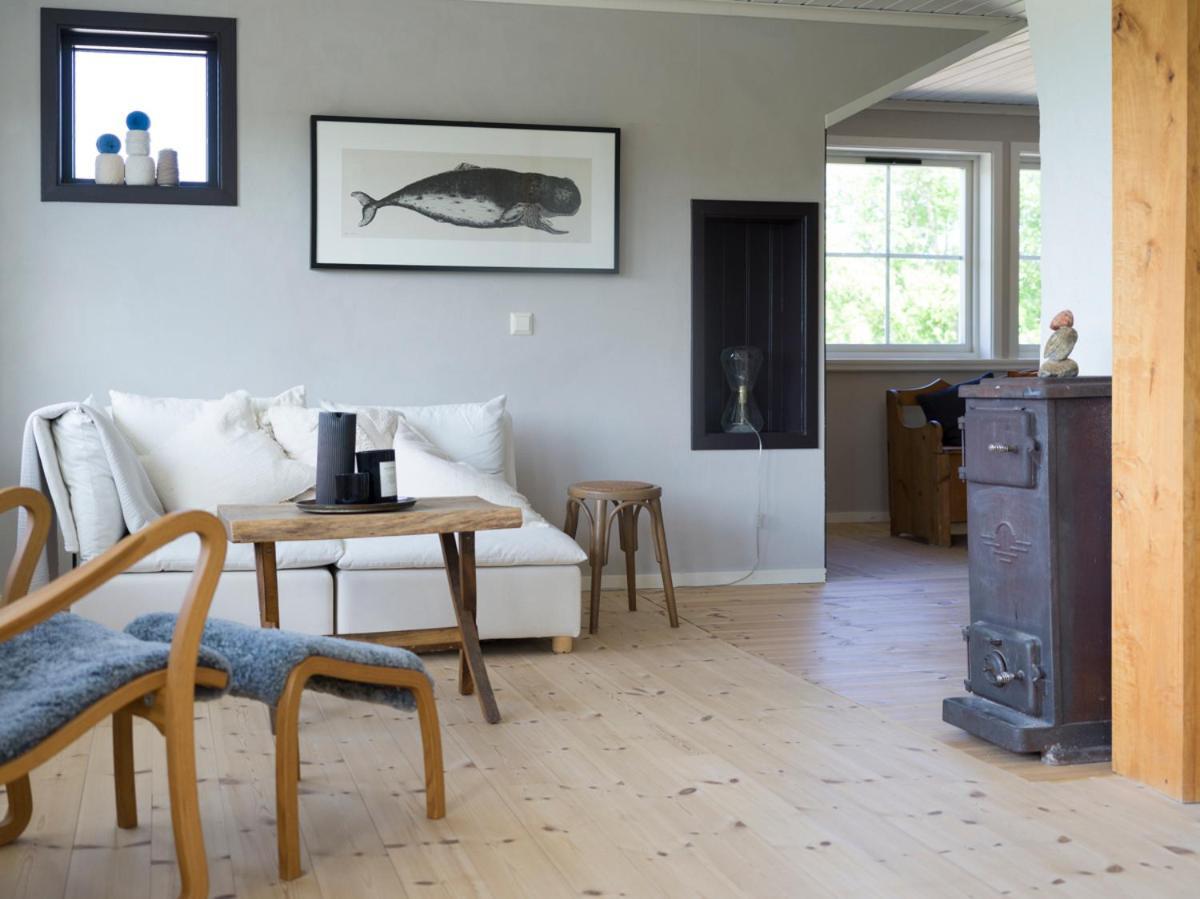 Lovely, Bright Apartment Overlooking Nature Fiskebäckskil Buitenkant foto
